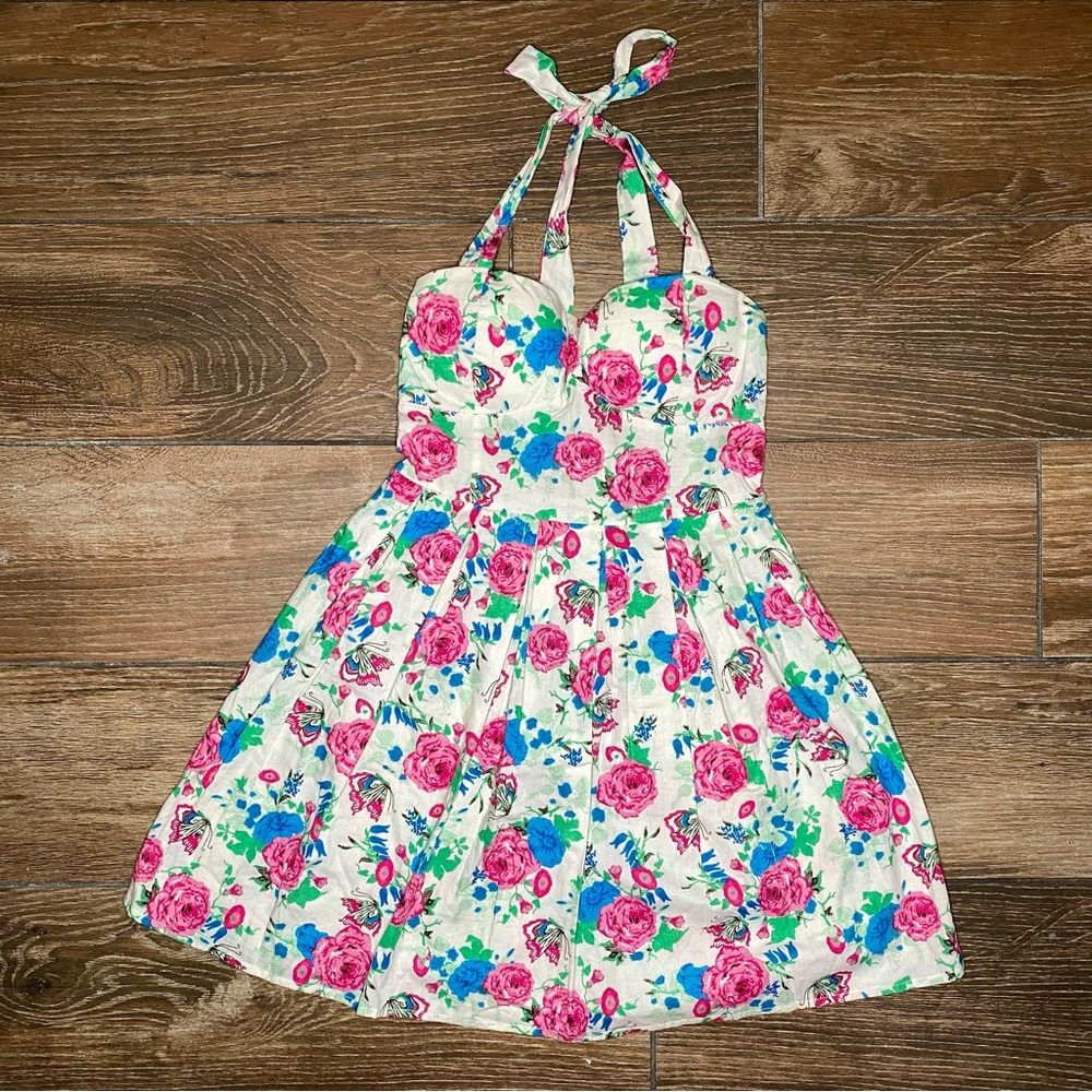 White Floral dress | No boundaries